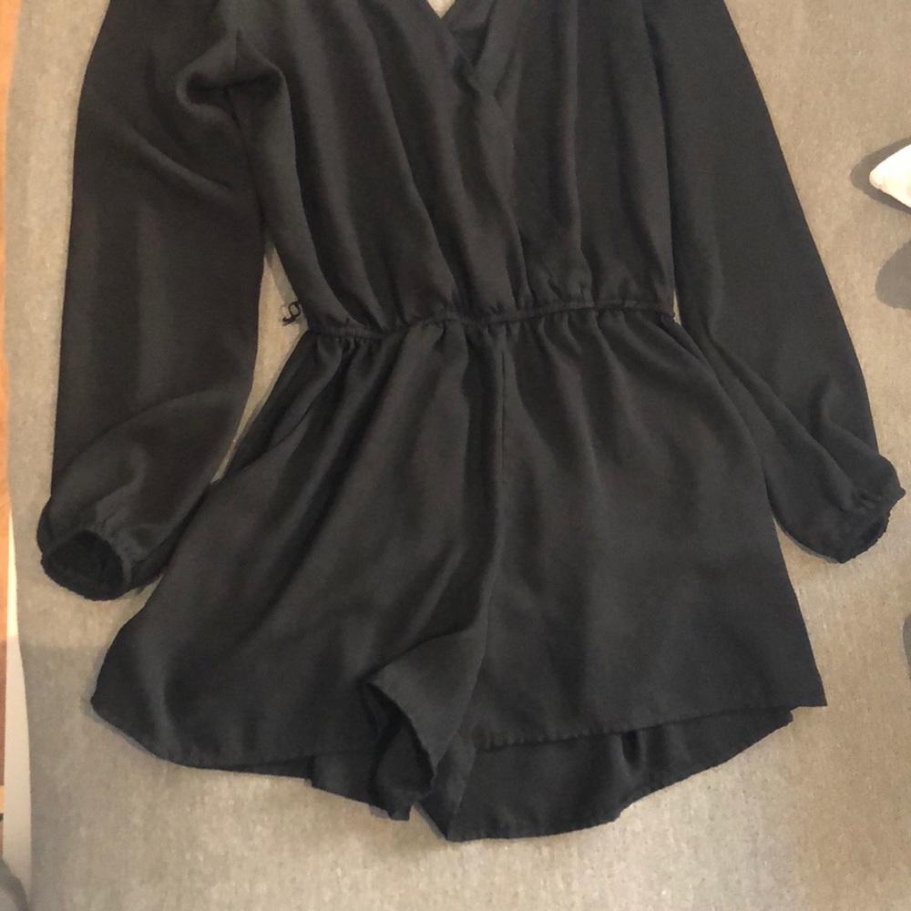 Romper - Picture 3 of 5